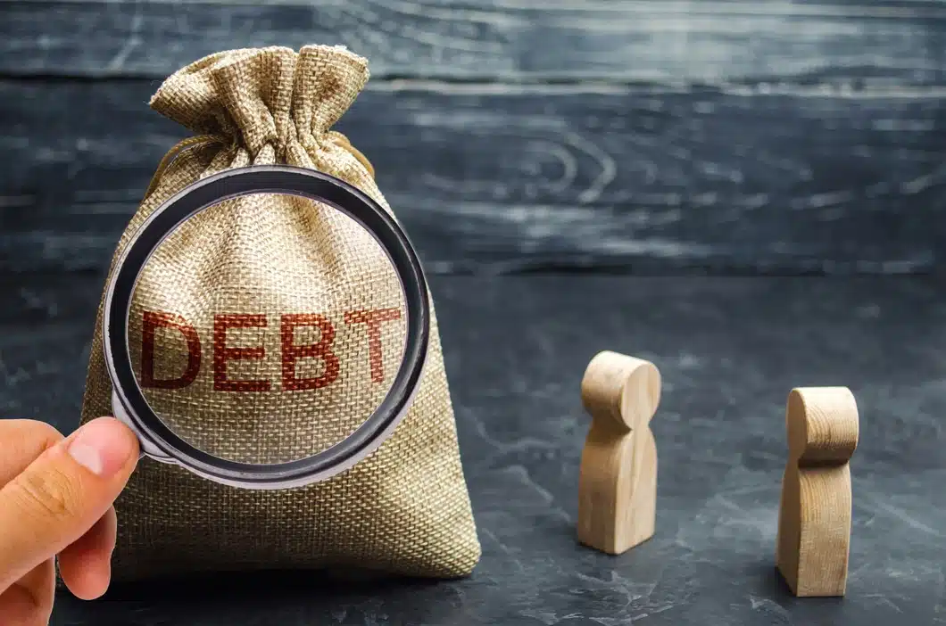 Can-my-company's-debt-problems-affect-my-personal-finances-and-credit-rating
