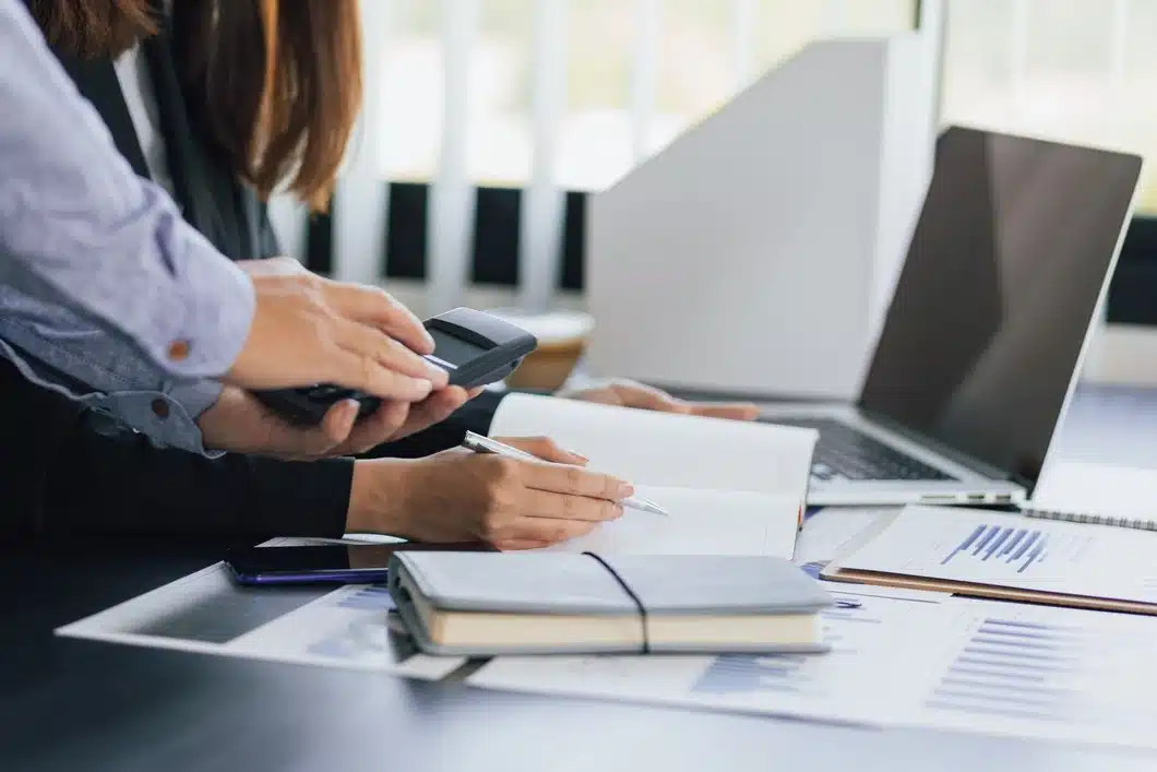 The-Legal-Ramifications-of-Winding-Up-a-Company-With-Debts